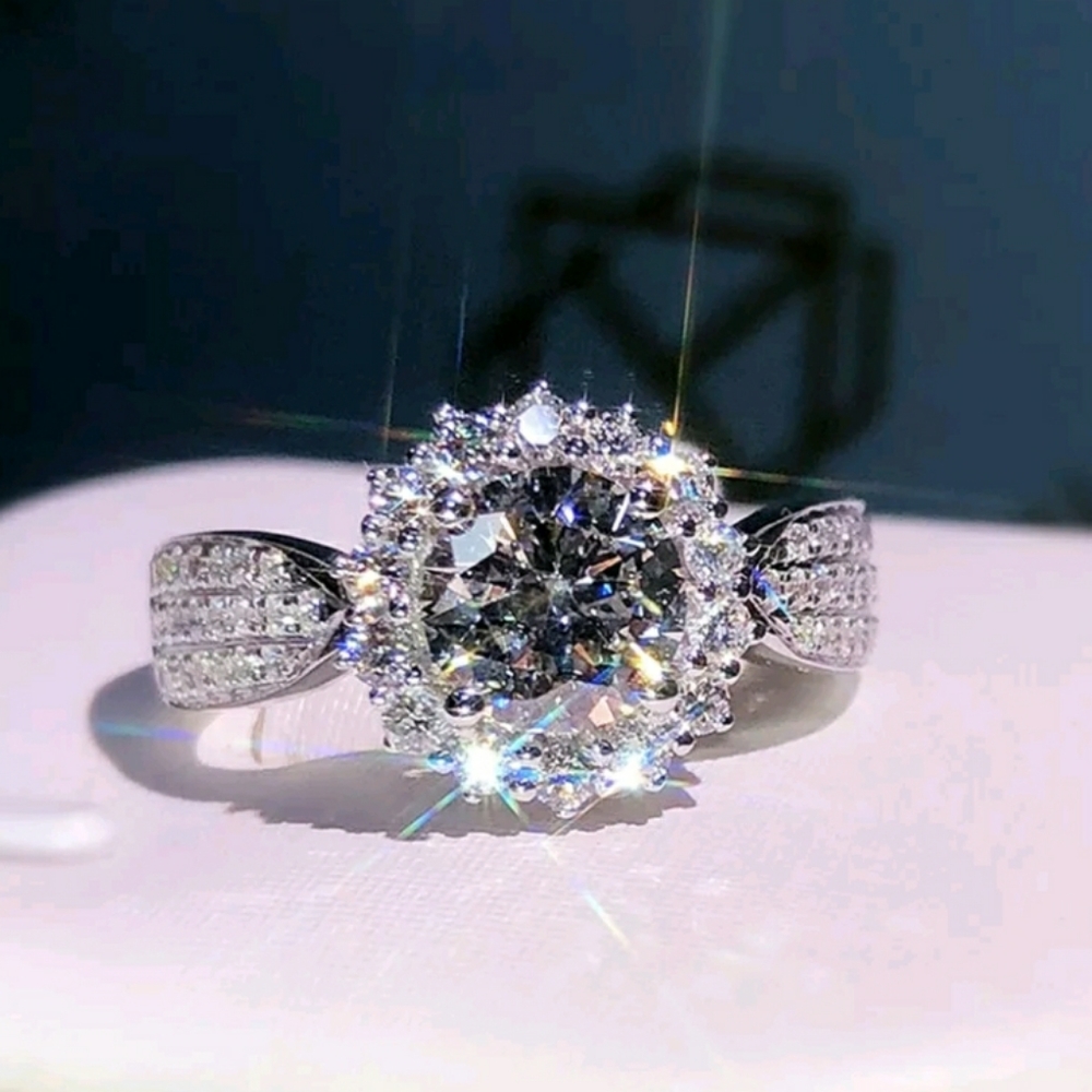 2ct Round-Cut Wedding/Engagement Ring